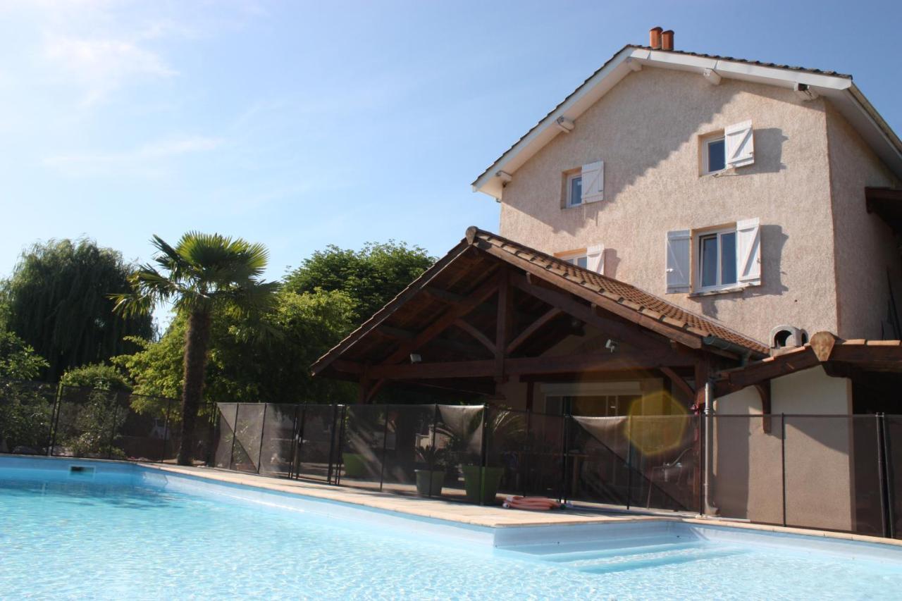 La Doloreanne Saint-Didier-sur-Chalaronne Exterior photo